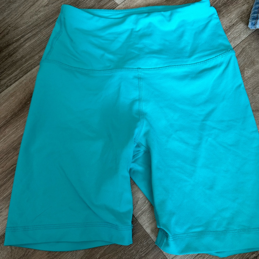 90 degree biker shorts